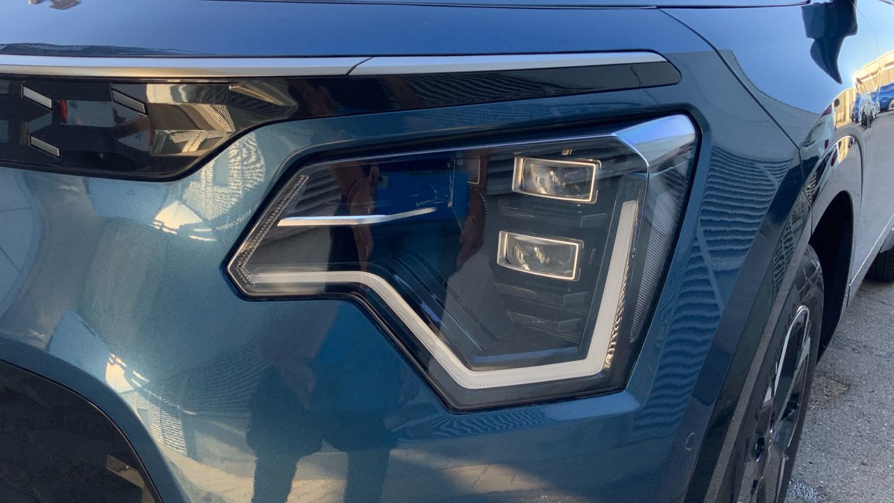 Kia Niro BEV 65KWH 150KW E-NIRO EMOTION 204 5P