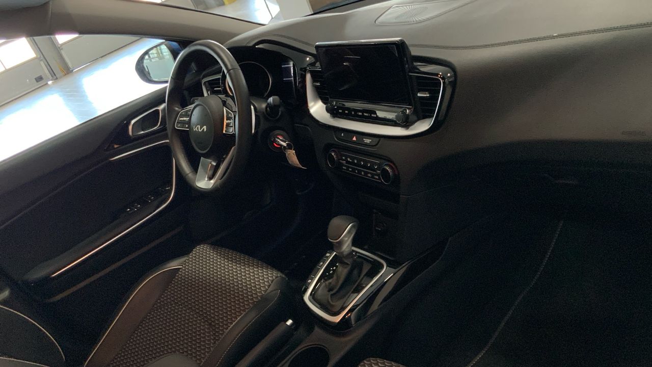 Kia Ceed 1.5 MHEV 103KW TECH DCT 140 5P