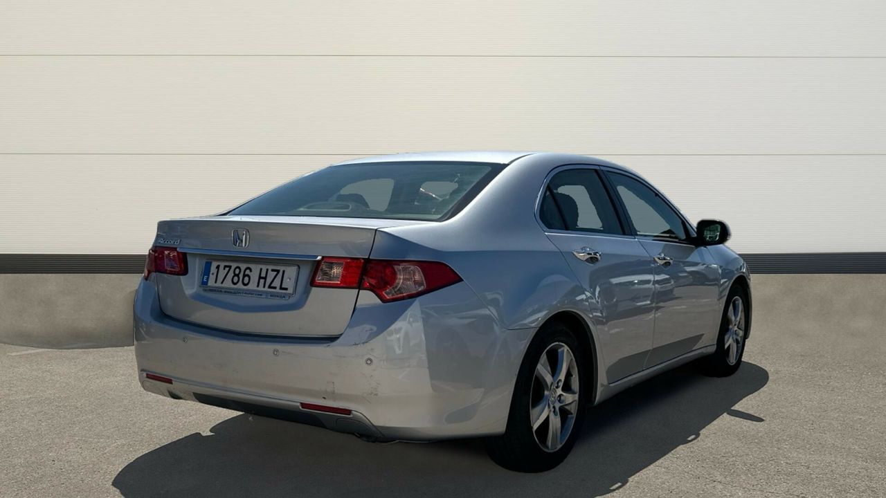 Honda Accord 2.2 I-DTEC LIFESTYLE 150 4P