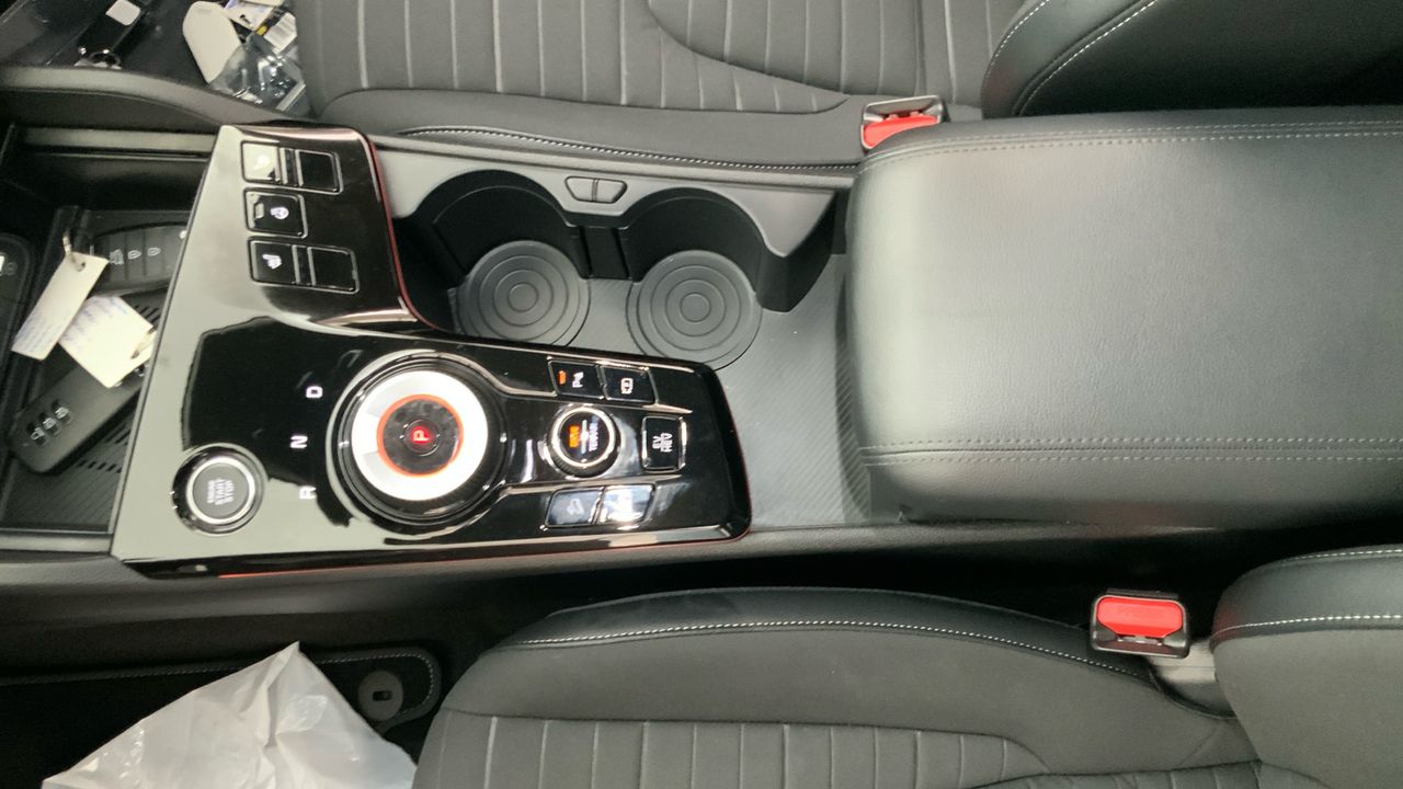 Kia Sportage 1.6 T-GDI PHEV TECH 4WD AUTO 265 5P