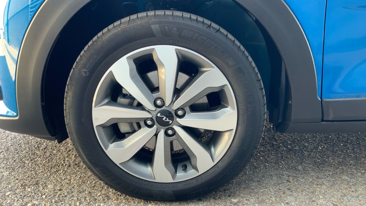 Kia Stonic 1.0 T-GDI MHEV IMT 74KW DRIVE 100 5P
