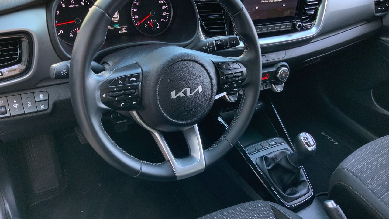 Kia Stonic 1.0 T-GDI MHEV IMT 74KW DRIVE 100 5P