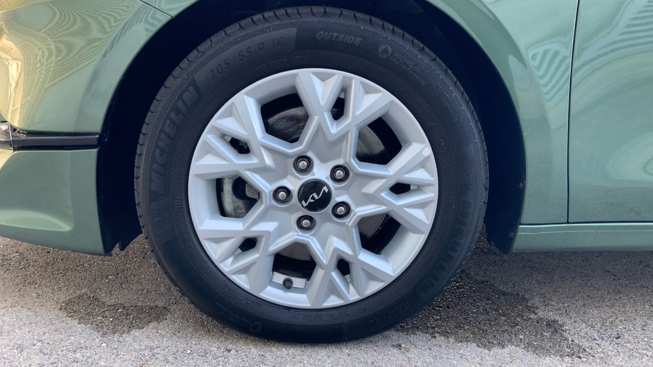 Kia Ceed 1.0 MHEV 88KW DRIVE DCT 120 5P
