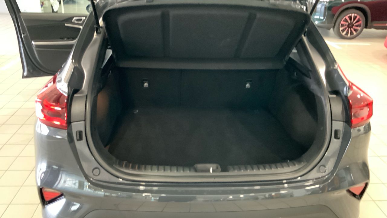 Kia XCeed 1.0 T-GDI 74KW DRIVE 100 5P