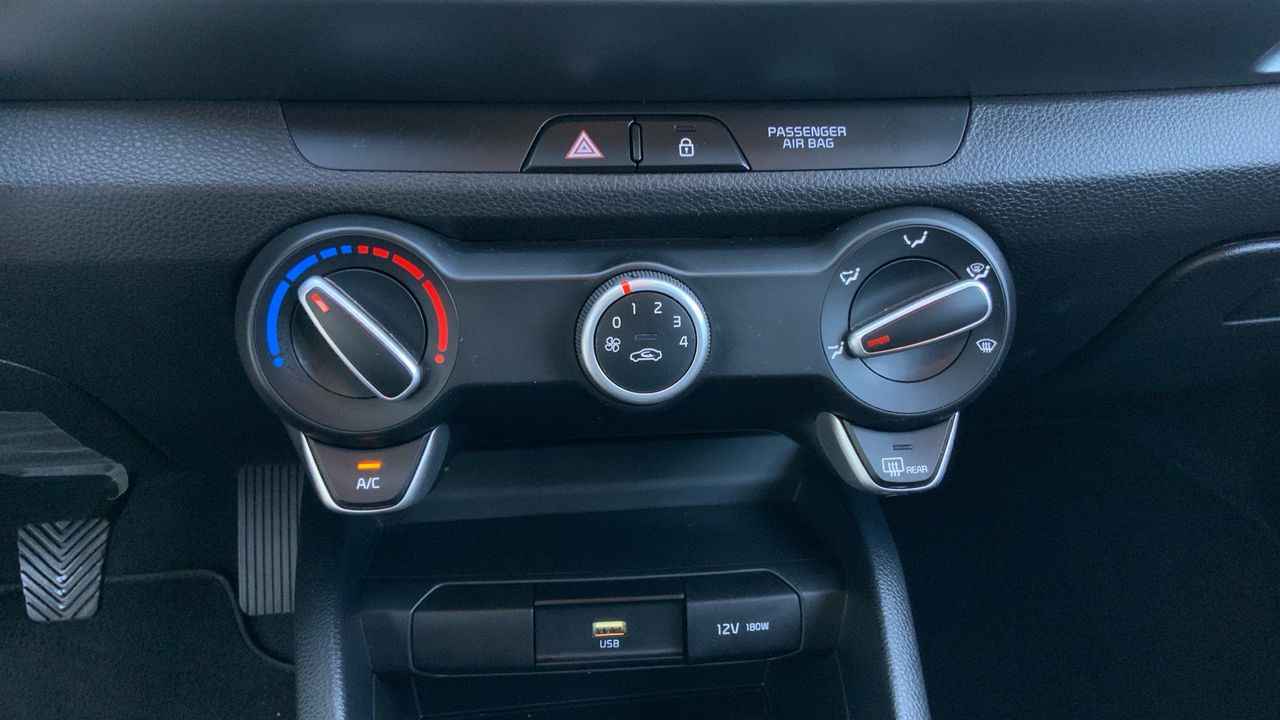 Kia Stonic 1.0 T-GDI MHEV IMT 74KW CONCEPT 100 5P