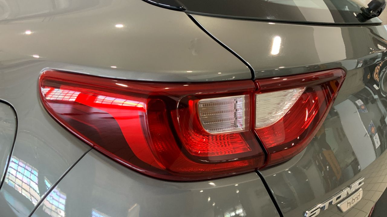 Kia Stonic 1.0 T-GDI 74KW MHEV IMT DRIVE 100 5P