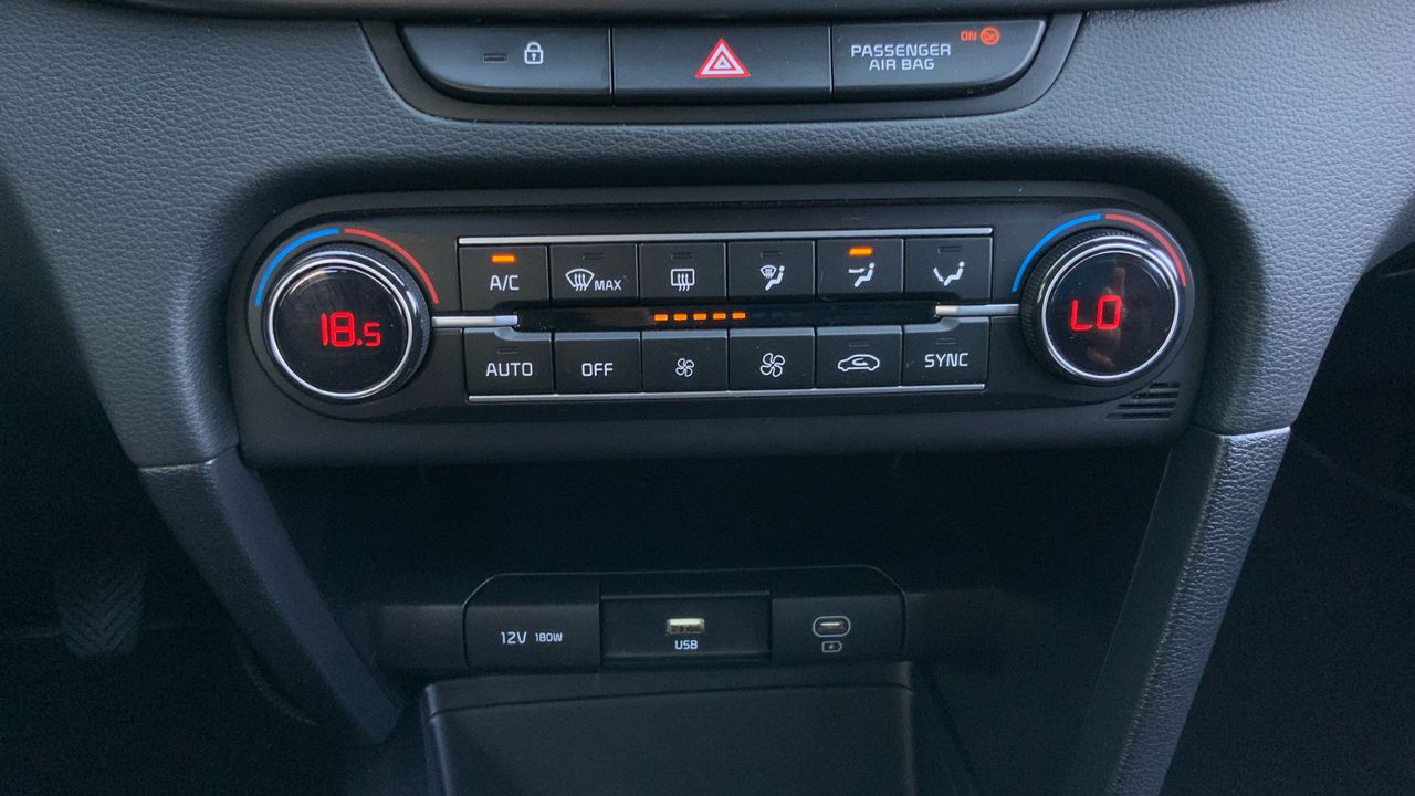 Kia Ceed 1.0 T-GDI 88KW DRIVE 120 5P