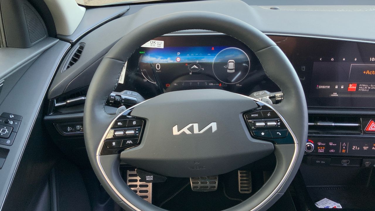 Kia Niro BEV 65KWH 150KW E-NIRO EMOTION 204 5P