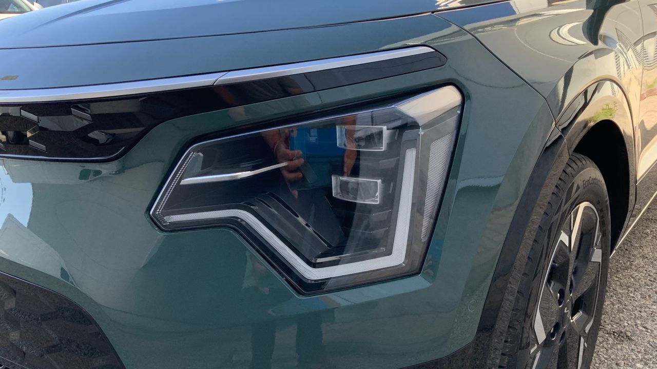 Kia Niro BEV 65KWH 150KW E-NIRO EMOTION 204 5P