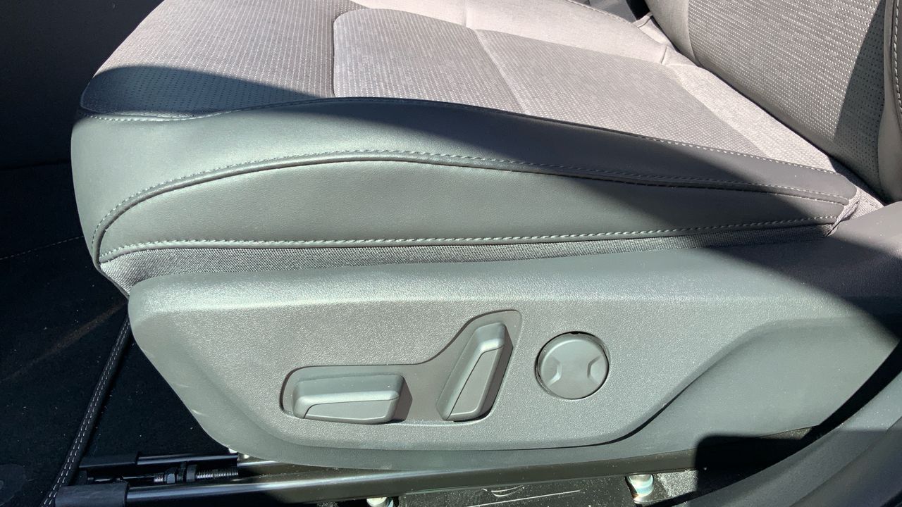 Kia Niro BEV 65KWH 150KW E-NIRO EMOTION 204 5P