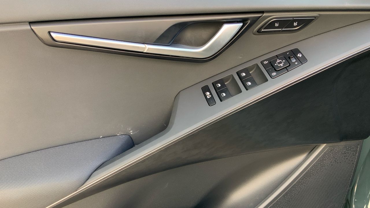 Kia Niro BEV 65KWH 150KW E-NIRO EMOTION 204 5P