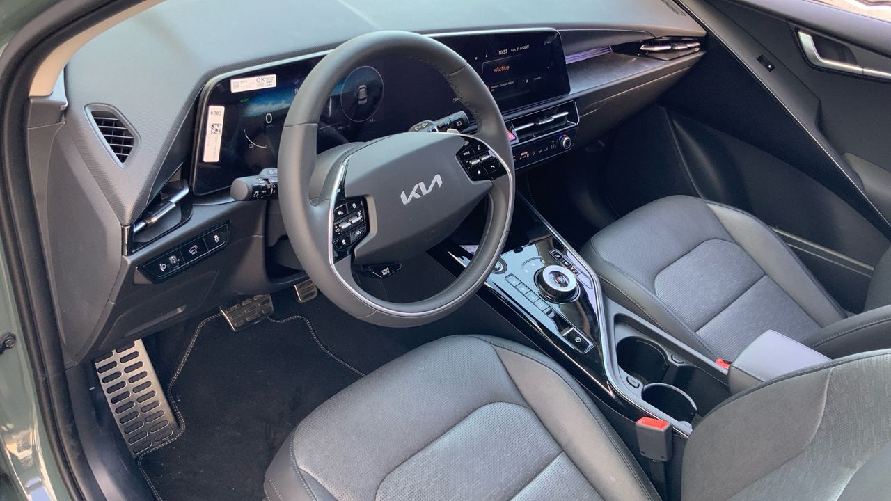 Kia Niro BEV 65KWH 150KW E-NIRO EMOTION 204 5P