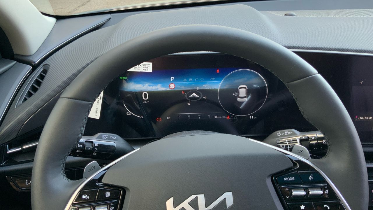 Kia Niro BEV 65KWH 150KW E-NIRO EMOTION 204 5P