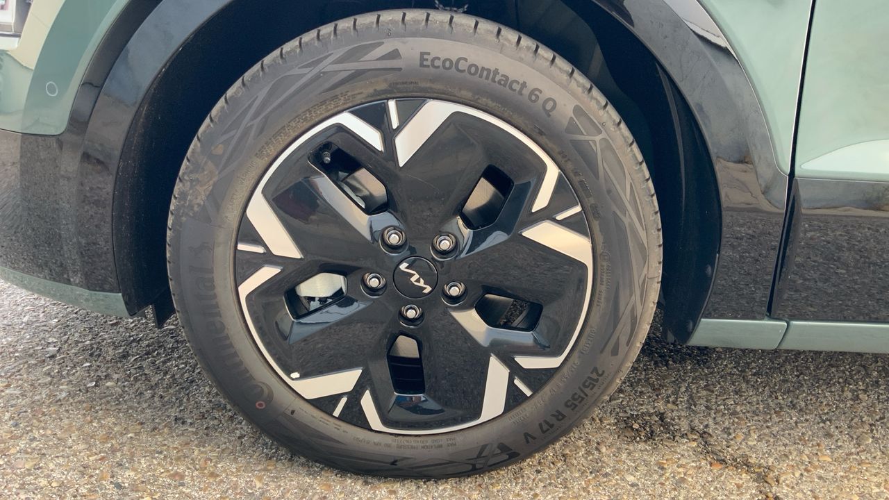 Kia Niro BEV 65KWH 150KW E-NIRO EMOTION 204 5P