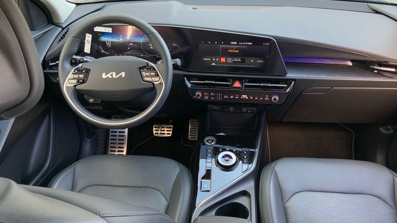 Kia Niro BEV 65KWH 150KW E-NIRO EMOTION 204 5P