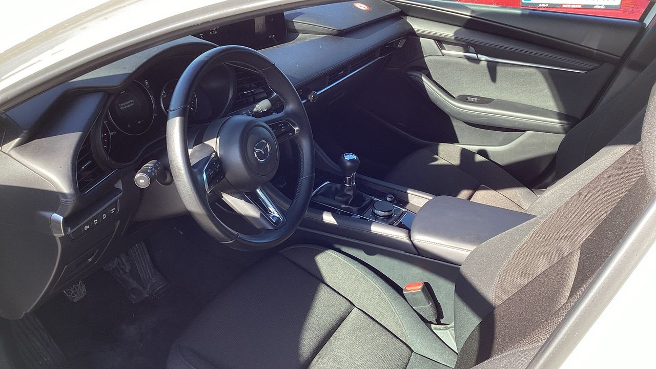 Mazda 3 2.5 E-SKYACTIV-G PRIME-LINE 140 5P