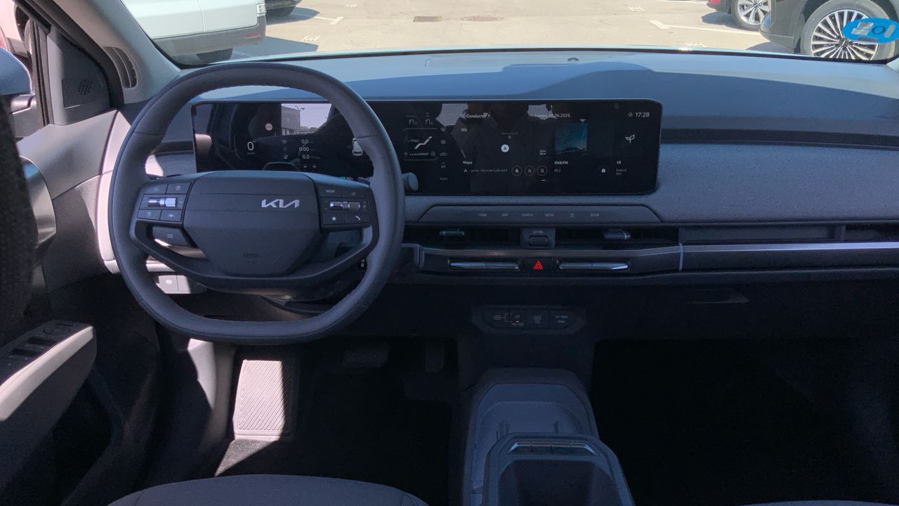 Kia EV3 BEV 81KWH 150KW EARTH AUTO 204 5P