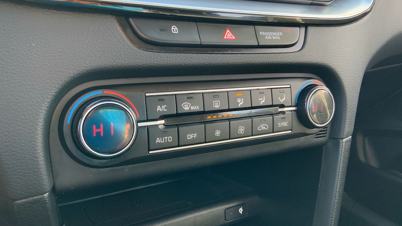 Kia Ceed 1.6 MHEV 100KW TECH 136 5P