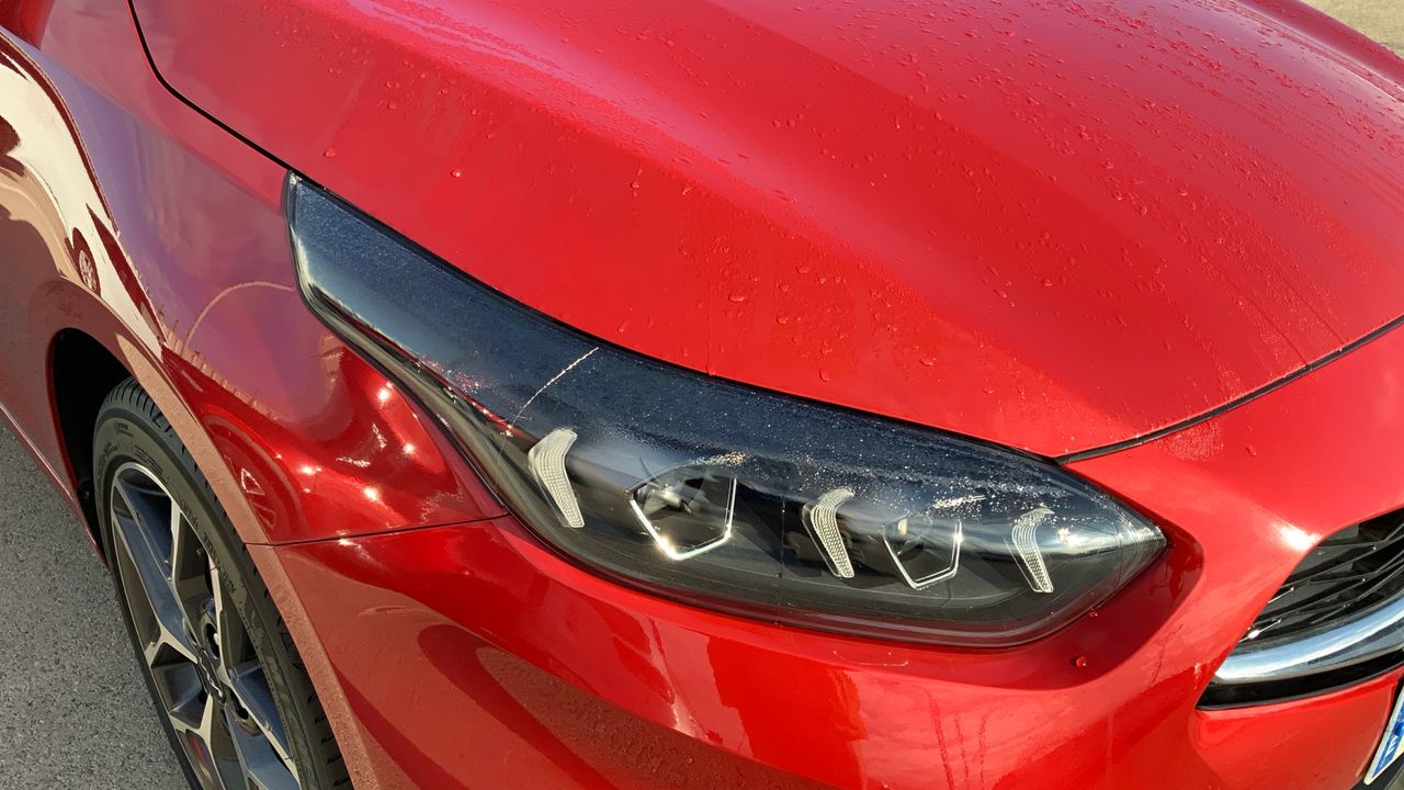 Kia Ceed 1.6 MHEV 100KW TECH 136 5P
