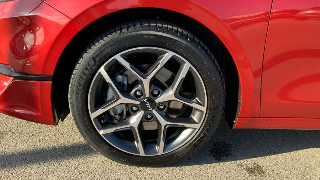 Kia Ceed 1.6 MHEV 100KW TECH 136 5P