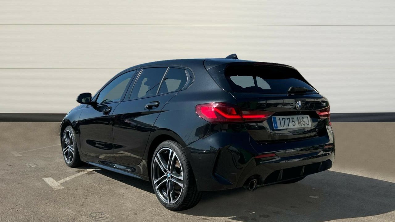 BMW Serie 1 1.5 118I BUSINESS AUTO 136 5P
