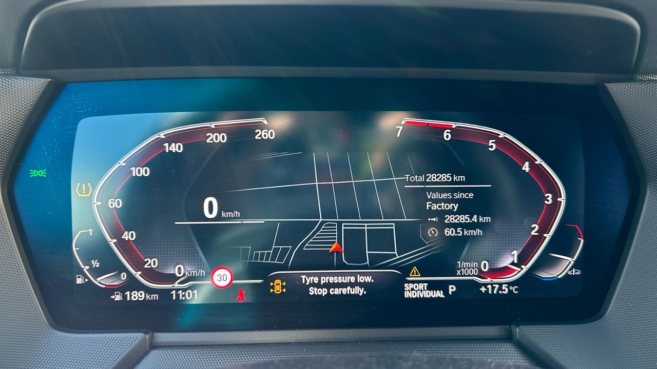 BMW Serie 1 1.5 118I BUSINESS AUTO 136 5P