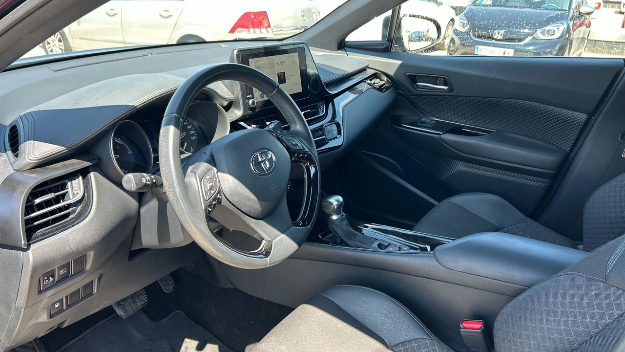 Toyota C-HR 2.0 VVT I-HYBRID ADVANCE AUTO 184 5P