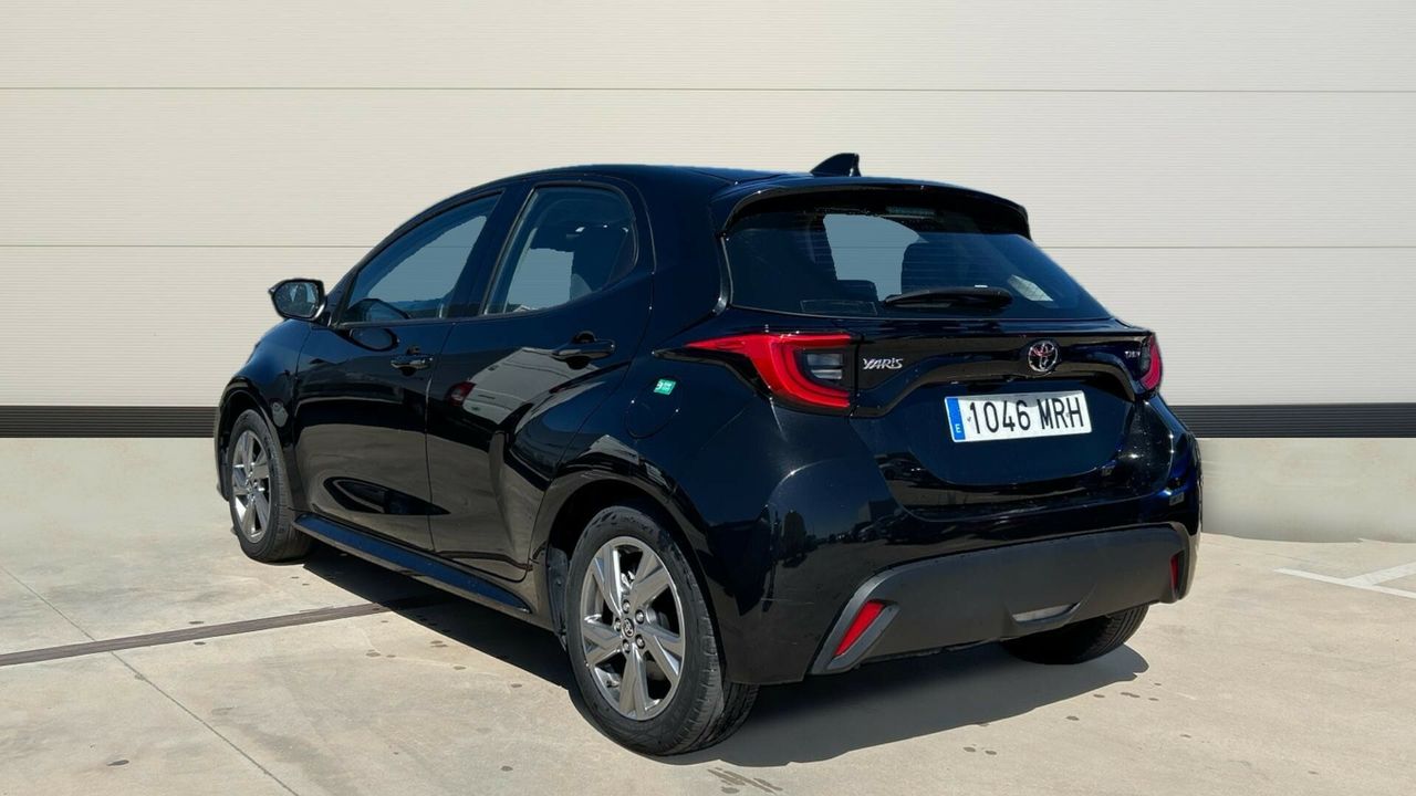 Toyota Yaris 1.5 VVT-I HEV ACTIVE PLUS 116 5P