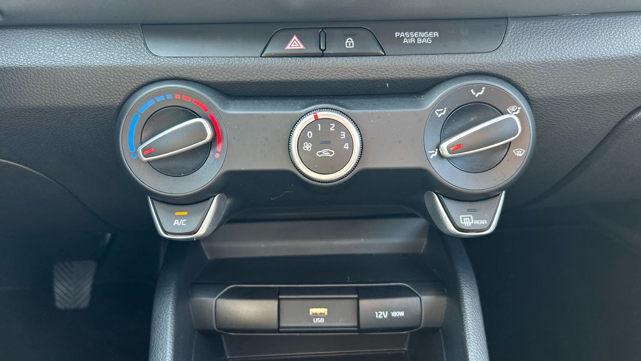 Kia Stonic 1.0 T-GDI MHEV IMT 74KW CONCEPT 100 5P