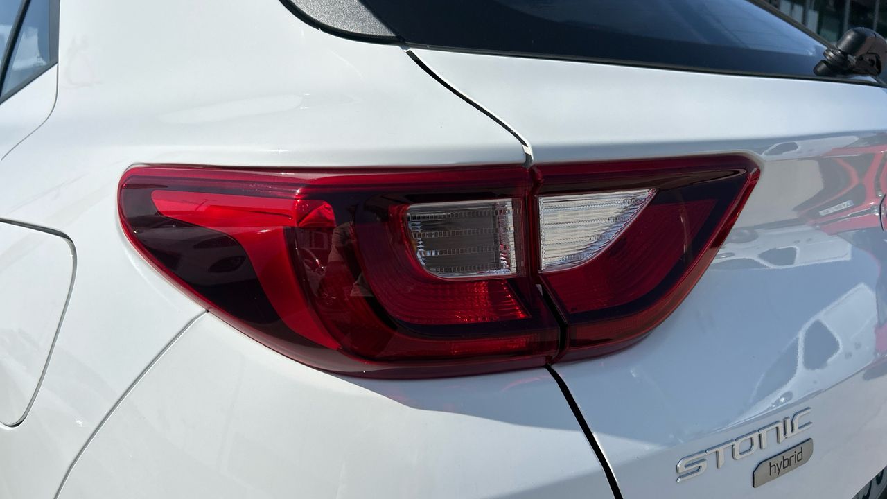 Kia Stonic 1.0 T-GDI MHEV IMT 74KW CONCEPT 100 5P