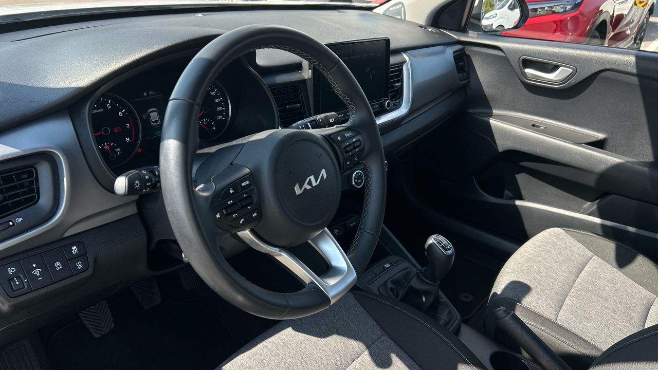 Kia Stonic 1.0 T-GDI MHEV IMT 74KW CONCEPT 100 5P