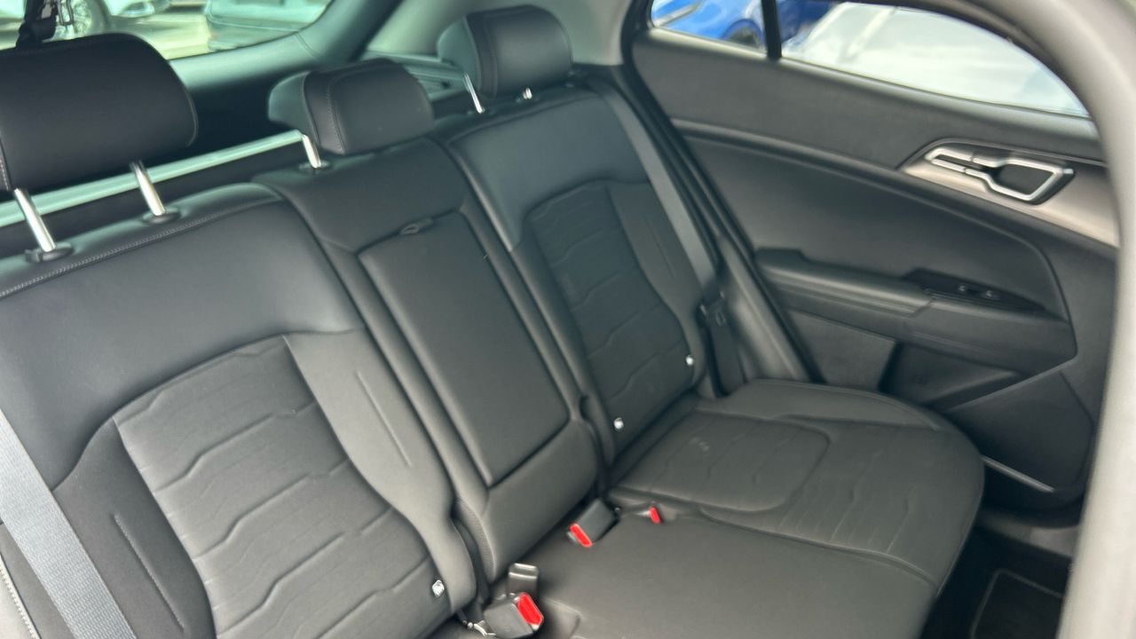 Kia Sportage 1.6 T-GDI HEV TECH 4WD AUTO 215 5P