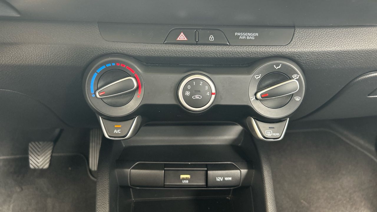 Kia Stonic 1.0 T-GDI MHEV IMT 74KW CONCEPT 100 5P