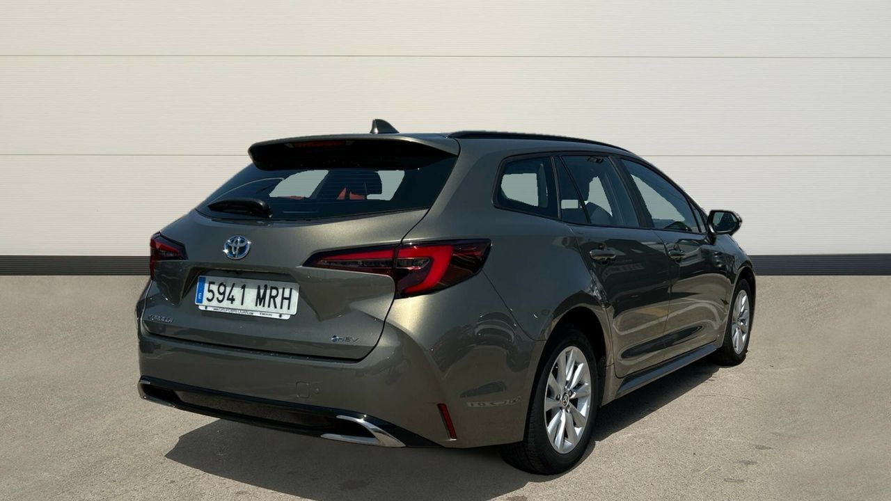 Toyota Corolla 1.8 HEV TOURING ACTIVE PLUS E-CVT 140H 5P