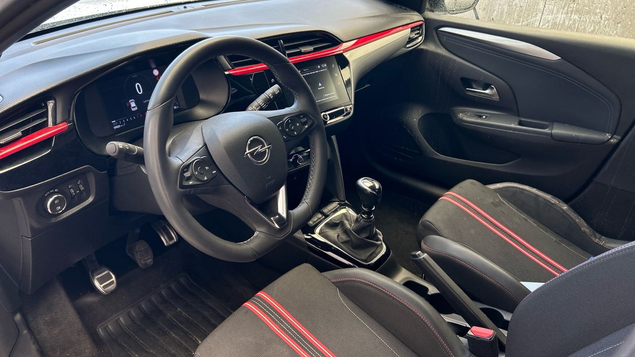 Opel Corsa 1.2T XHL 74KW GS 100 5P