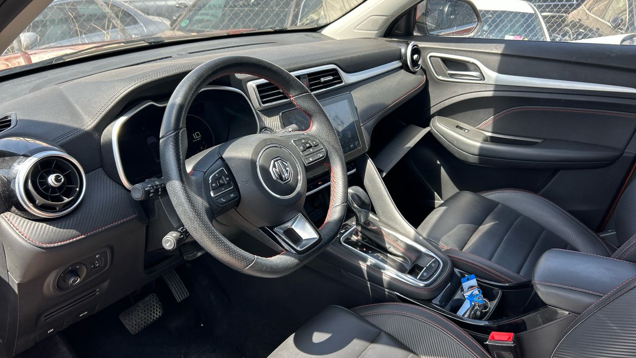 MG ZS 1.0T LUXURY AUTO 111 5P