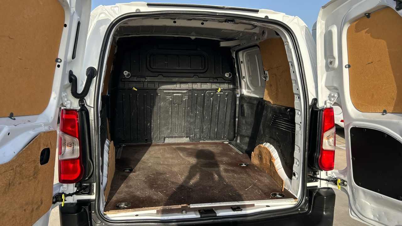 Citroën Berlingo 1.5 BLUEHDI 75KW TALLA M (CA) 102 4P