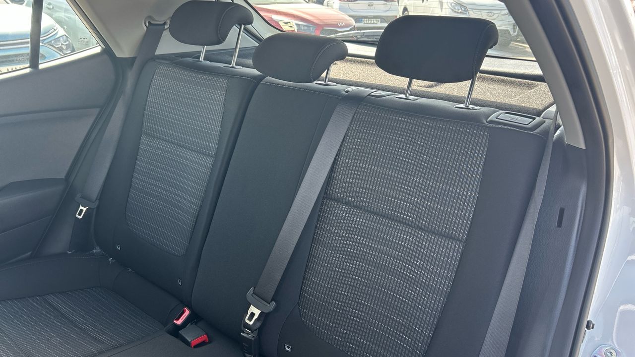 Kia Stonic 1.0 T-GDI MHEV IMT 74KW BUSINESS 100 5P