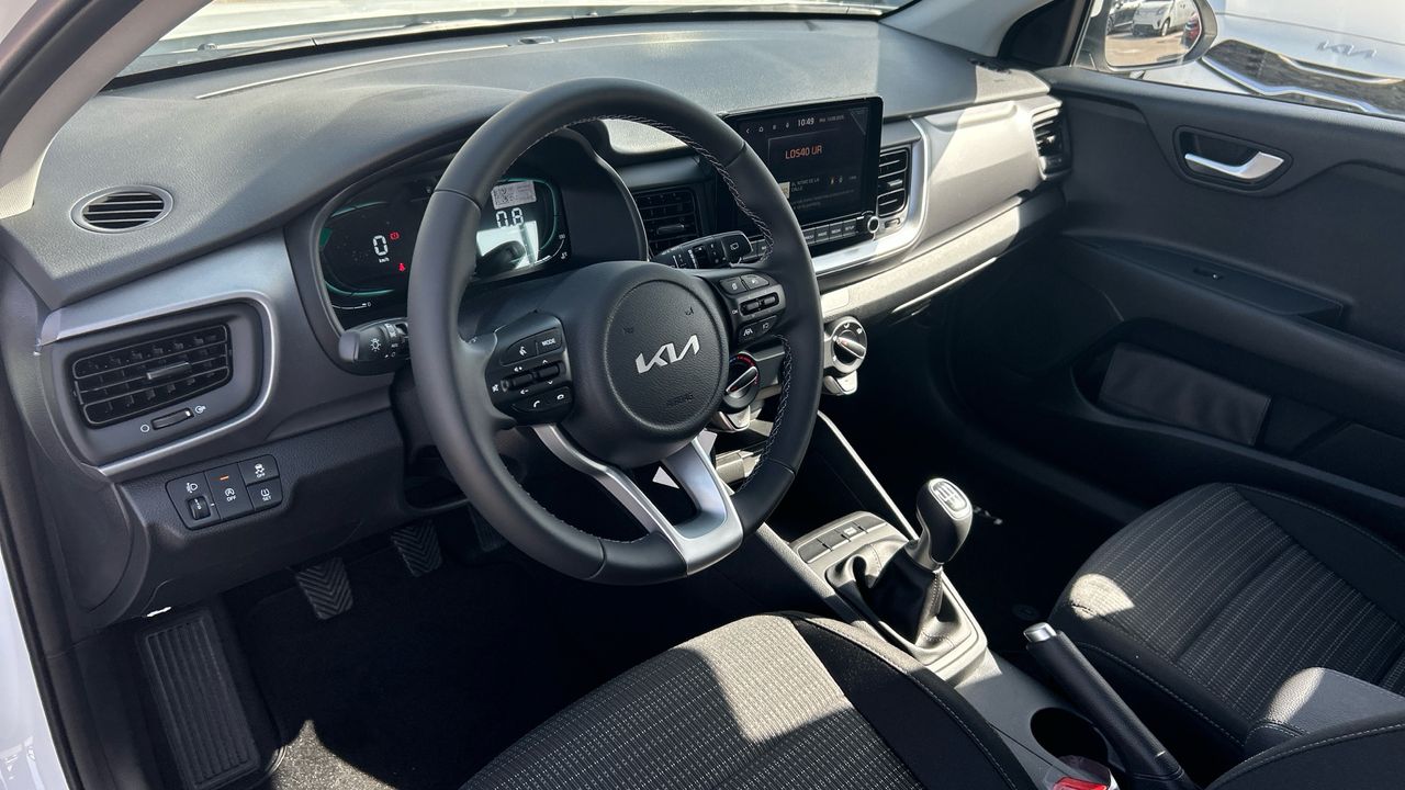Kia Stonic 1.0 T-GDI MHEV IMT 74KW BUSINESS 100 5P
