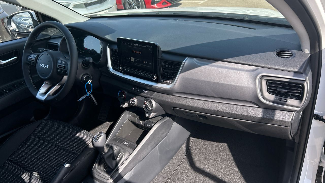 Kia Stonic 1.0 T-GDI MHEV IMT 74KW BUSINESS 100 5P