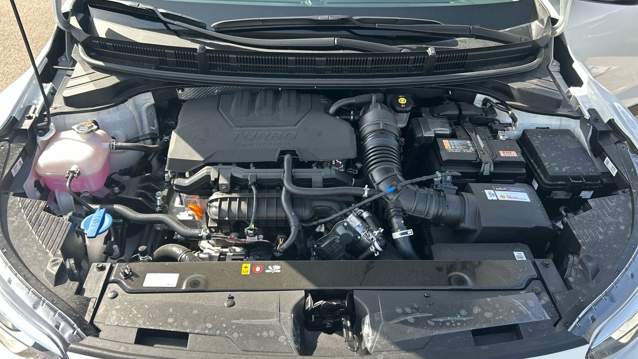 Kia Stonic 1.0 T-GDI MHEV IMT 74KW BUSINESS 100 5P