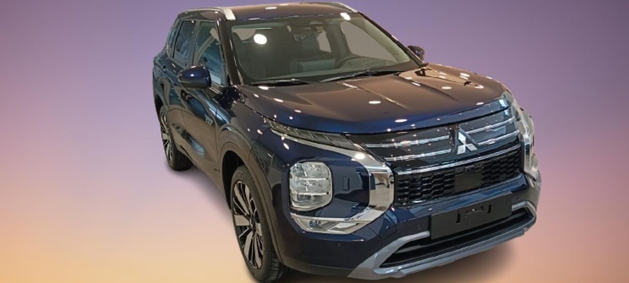 Mitsubishi Outlander 2.4 PHEV KAITEKI 306 5P