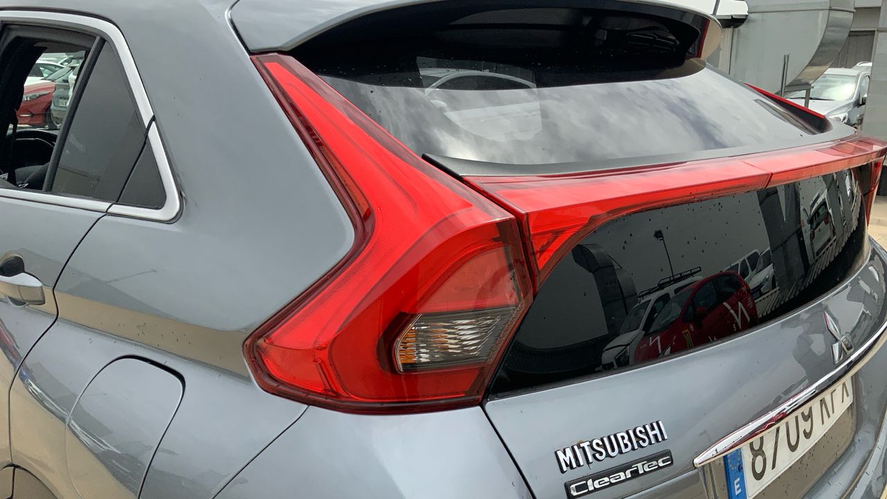 Mitsubishi Eclipse Cross 150T KAITEKI CVT 4WD 163 5P