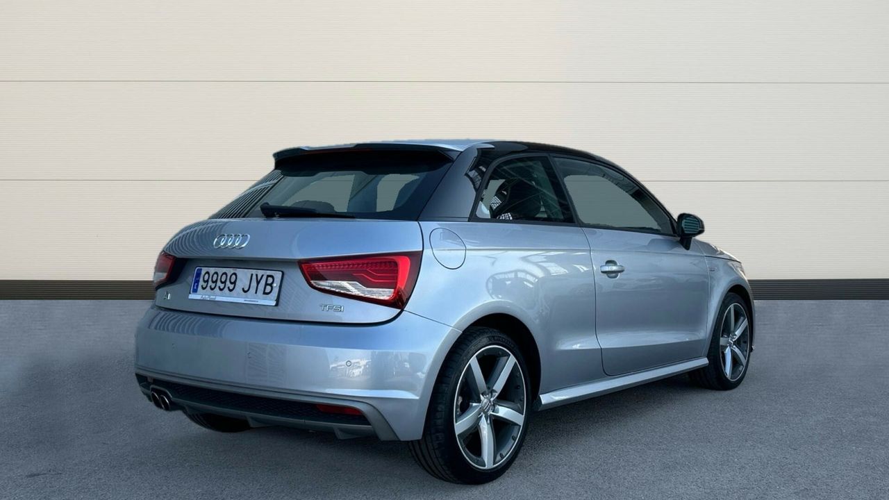 Audi A1 1.4 TFSI S TRONIC ATTRACTION 125 3P