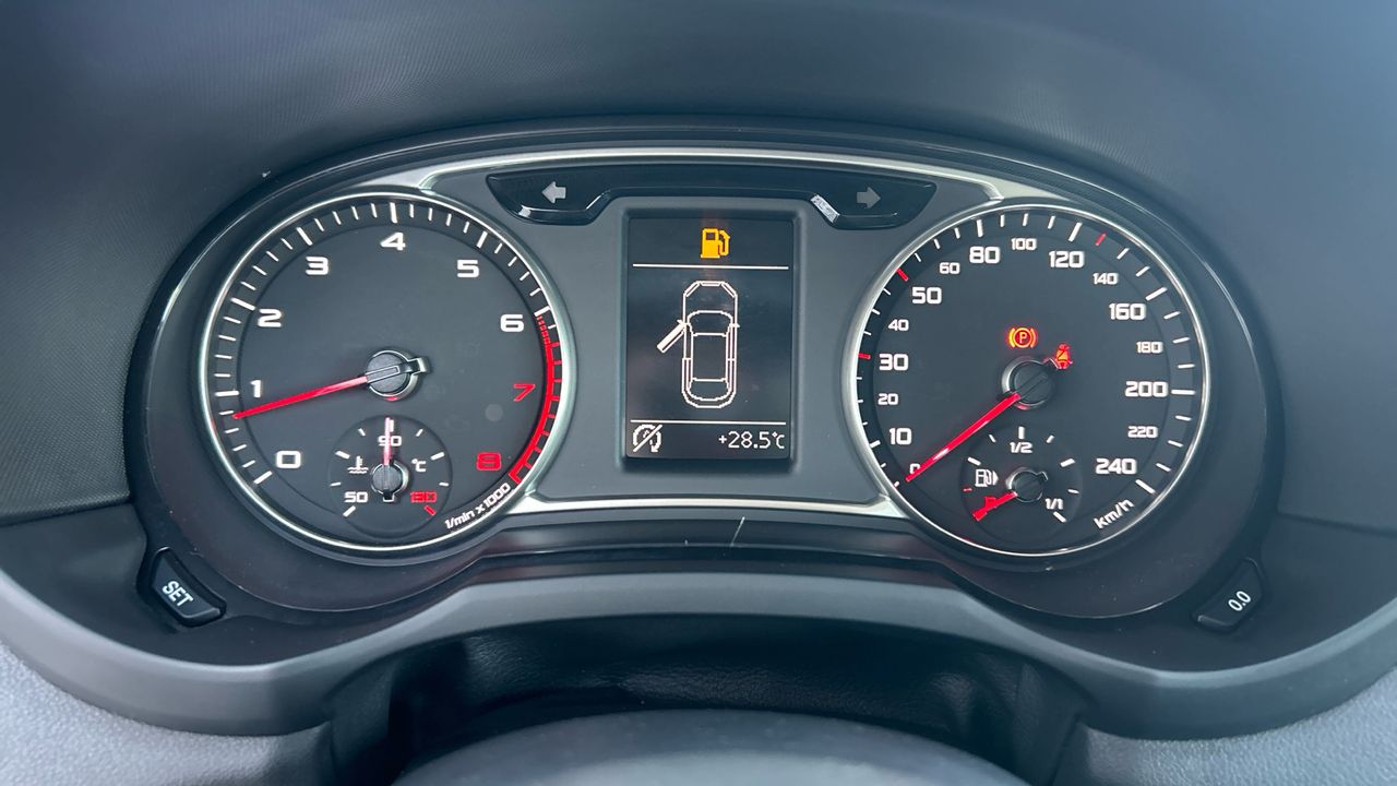 Audi A1 1.4 TFSI S TRONIC ATTRACTION 125 3P