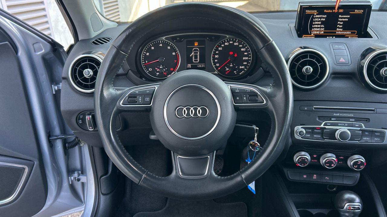Audi A1 1.4 TFSI S TRONIC ATTRACTION 125 3P