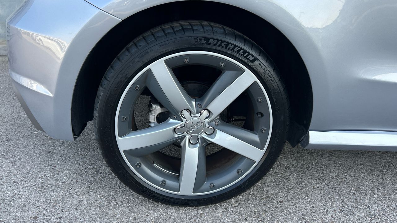 Audi A1 1.4 TFSI S TRONIC ATTRACTION 125 3P