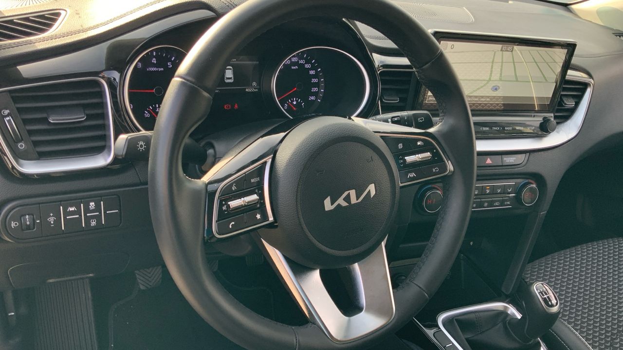 Kia Ceed 1.0 T-GDI 88KW TECH 120 5P