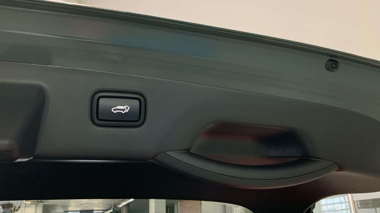 Kia Niro BEV 65KWH 150KW E-NIRO EMOTION 204 5P