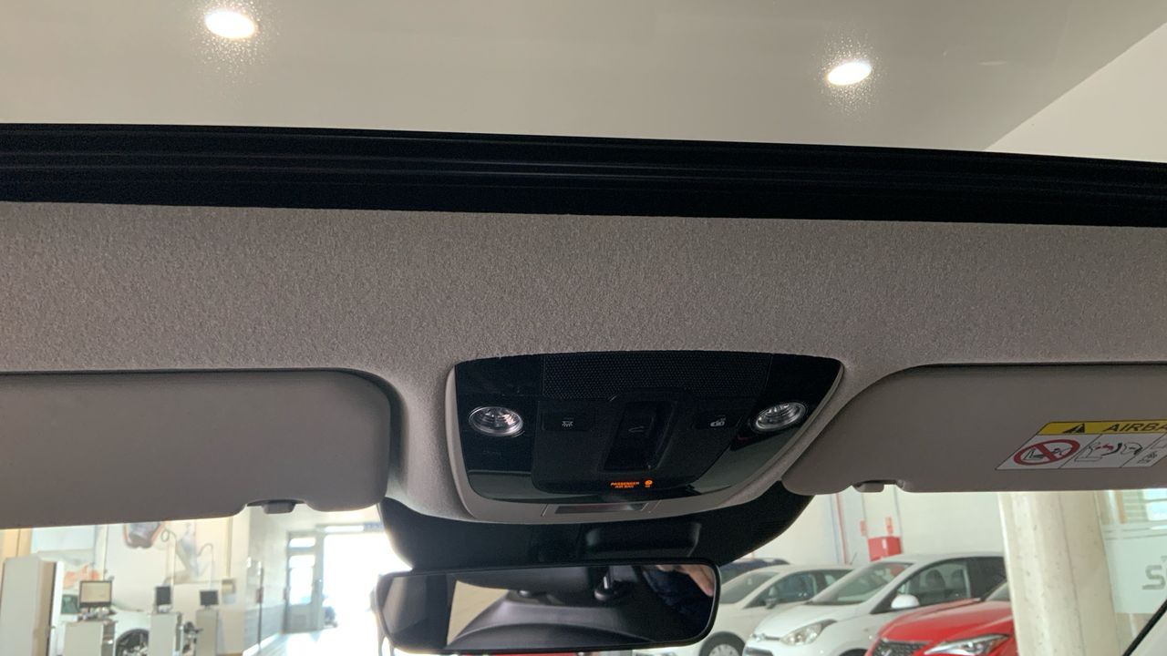Kia Niro BEV 65KWH 150KW E-NIRO EMOTION 204 5P